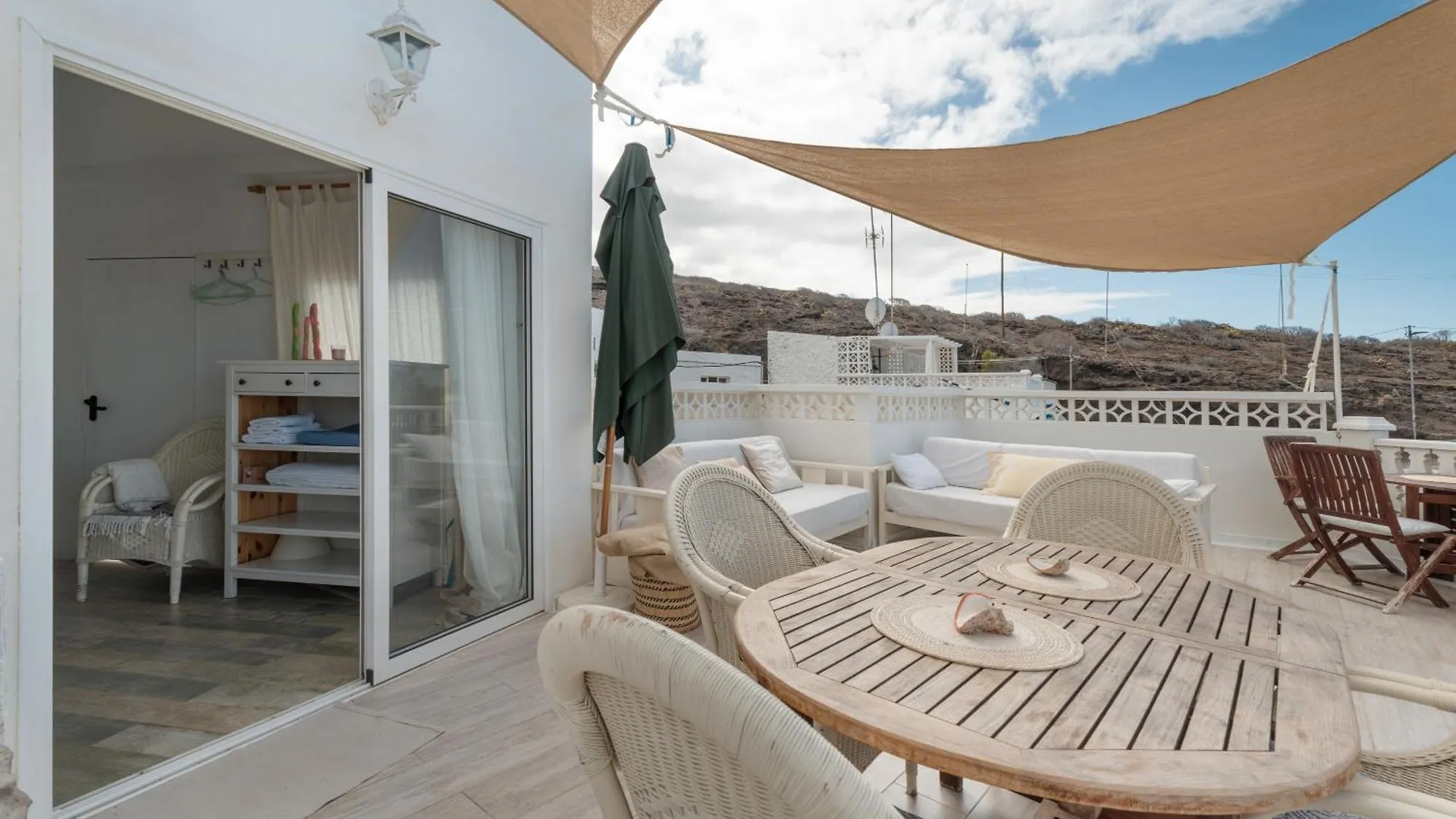דירה אדחה Tucadam Suites
