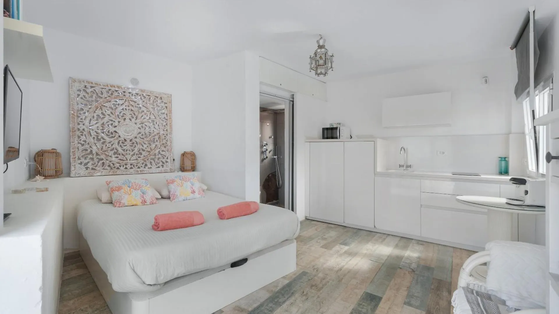דירה אדחה Tucadam Suites